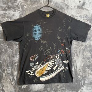 Vintage Y2K Lusso Wear Size XL Short Sleeve Big Graphics AOP Shoe Geometric